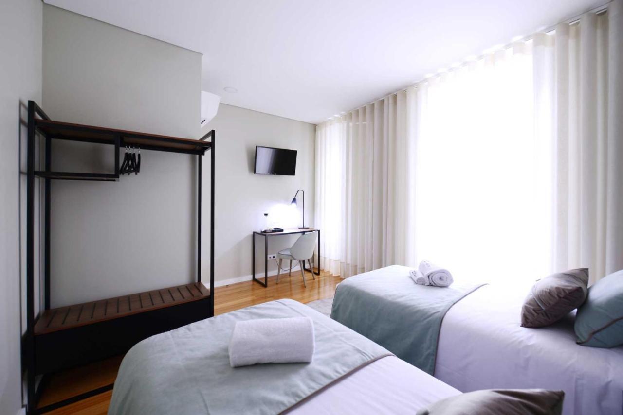 Vila De Ponte Guest House ปอนเตเดอลิมา ภายนอก รูปภาพ